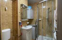 Garsoniera 40 mp, balcon, parcare, zona Tractorul