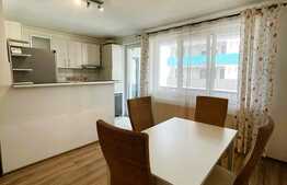 Apartament 3 camere, 80mp, parcare, zona Vivo 