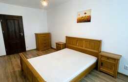 Apartament 3 camere, 80mp, parcare, zona Vivo 