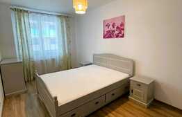 Apartament 3 camere, 80mp, parcare, zona Vivo 