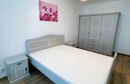 Apartament 3 camere, 80mp, parcare, zona Vivo 