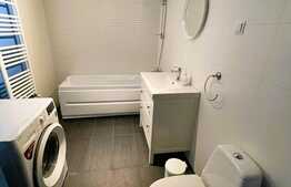 Apartament 3 camere, 80mp, parcare, zona Vivo 