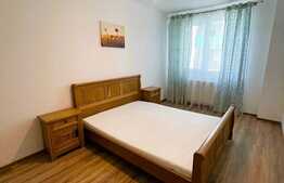 Apartament 3 camere, 80mp, parcare, zona Vivo 