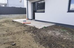 Apartament 3 camere, 65 mp, gradina 90 mp, AC, zona Teilor