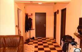 Vanzare 3 camere + 60 mp TERASA!!! Mobilat Utilat !!!