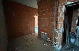 Apartament 3 camere, 98,79 mp + terasa 180,71 mp, zona Vivo