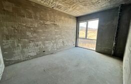Apartament 3 camere, 98,79 mp + terasa 180,71 mp, zona Vivo