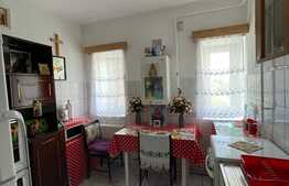 Apartament 2 camere, 54 mp, doua balcoane, zona Craiter