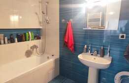 Apartament 3 camere, 58 mp, parcare, boxa, zona Sub Cetate