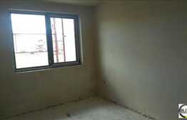 Vanzare 3 camere, 69 mp plus pod, 2 balcoane de 30 mp, zona Tauti! Semifinisat!