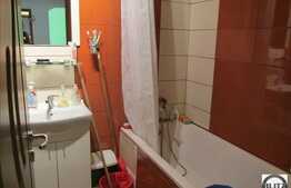 De vanzare 2 camere, 43 mp utili, etaj intermediar, TERASA de 18 mp! Zona Porii!