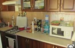 De vanzare 2 camere, 43 mp utili, etaj intermediar, TERASA de 18 mp! Zona Porii!