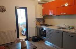 Apartament cu 2 camere decomandate, etaj intermediar zona spital de recuperare