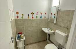 Apartament 3 camere decomandate, 65mp, 2 bai, cartier Intre Lacuri