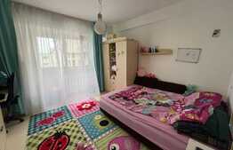 Apartament de 4 camere, decomandat, 90 mp, 2 parcari, zona Lidl