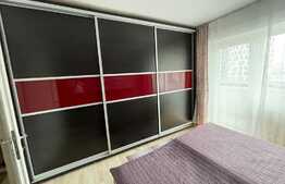 Apartament de 4 camere, decomandat, 90 mp, 2 parcari, zona Lidl