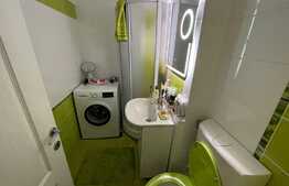 Apartament de 4 camere, decomandat, 90 mp, 2 parcari, zona Lidl