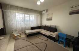 Apartament de 4 camere, decomandat, 90 mp, 2 parcari, zona Lidl
