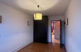 Apartament 3 camere, decomandat, 64 mp, garaj, balcon, zona strazii Rasinari