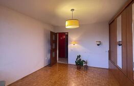 Apartament 3 camere, decomandat, 64 mp, garaj, balcon, zona strazii Rasinari
