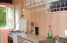 2 camere de inchiriat, decomandat, 50 mp utili, zona Calvaria, cu parcare