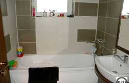 Apartament 3 camere, semidecomandat, 58 mp utili plus terasa de 37 mp!