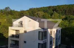 Apartament 4 camere, 96 mp, nemobilat, zona Vivo