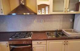 3 camere, decomandat, 80 mp, zona strazii Tasnad