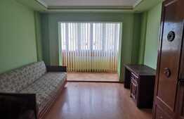 3 camere, decomandat, 80 mp, zona strazii Tasnad