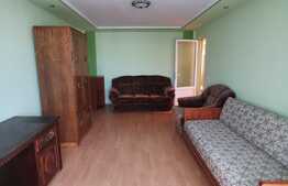 3 camere, decomandat, 80 mp, zona strazii Tasnad
