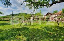  Casa individuala, 80 mp, teren 13000 mp, intrare in Dej