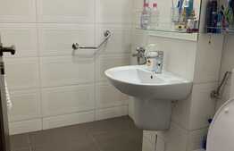 Apartament 2 camere, decomandat, etaj intermediar, zona Mehedinti