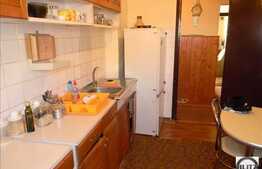 77 mp 4 camere decomandate, zona Hotel Golden Tulip, Zorilor. Boxa inclusa!