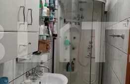 Casa cu 2 camere, 42 mp, teren 84 mp, cu garaj, zona semicentrala