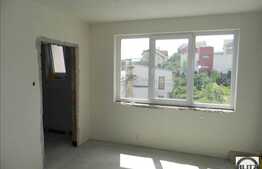 Apartament cu 3 camere, 93 mp, panorama superba, zona Piata Engels