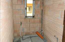 Vanzare 2 camere, 45.07 mp, decomandat, zona usor accesibila! Semifinisat!