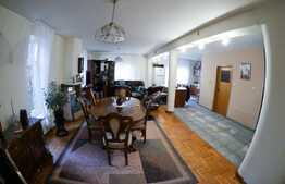 Vila de LUX, 170 mp utili, 2 garaje, 500 mp teren in cartier Andrei Muresanu!