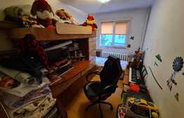 Apartament 4 camere, 72 mp, etaj 1, zona Complex Nora