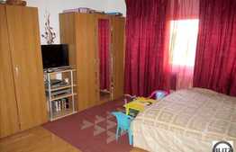 Apartament de vanzare, 2 camere decomandate, 53 mp. Etaj intermediar!