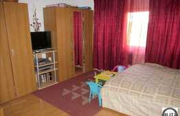 Apartament de vanzare, 2 camere decomandate, 53 mp. Etaj intermediar!