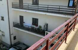Apartament de 2 camere, semidecomandat, 50mp, in zona Centrul Civic