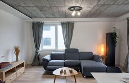 Apartament de 3 camere, 77 mp, balcon, parcare, zona Calea Turzii