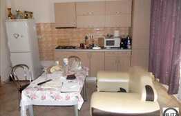 Zona strazii Mihai Romanul, vanzare apartament 2 camere semidecomandat, 50 mp