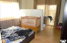 Zona strazii Mihai Romanul, vanzare apartament 2 camere semidecomandat, 50 mp