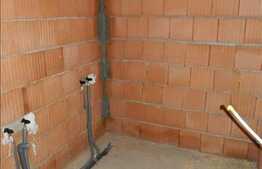 Apartament semifinisat, 80 mp, 3 camere, cu scara interioara!