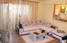 Apartament de vanzare cu 2 camere, 57 mp in zona Cetatii!