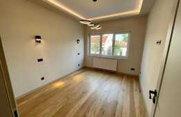 OPORTUNITATE ! Apartament 3 camere,  65 mp, zona Centrala !