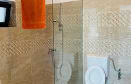 Spatiu pentru birou, 75 mp, 2 bai, parcare, zona Piata Mihai Viteazu