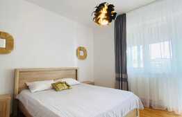 Apartament tip penthouse, 135 mp, garaj, zona strazii Calea Turzii