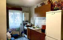 Apartament de 3 camere, 63 mp, zona Campului